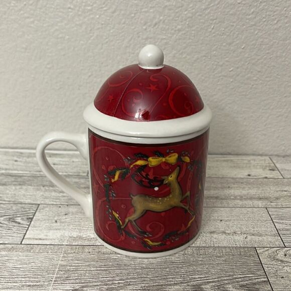 Christmas Reindeer Mug With Lid - Picture 6 of 8